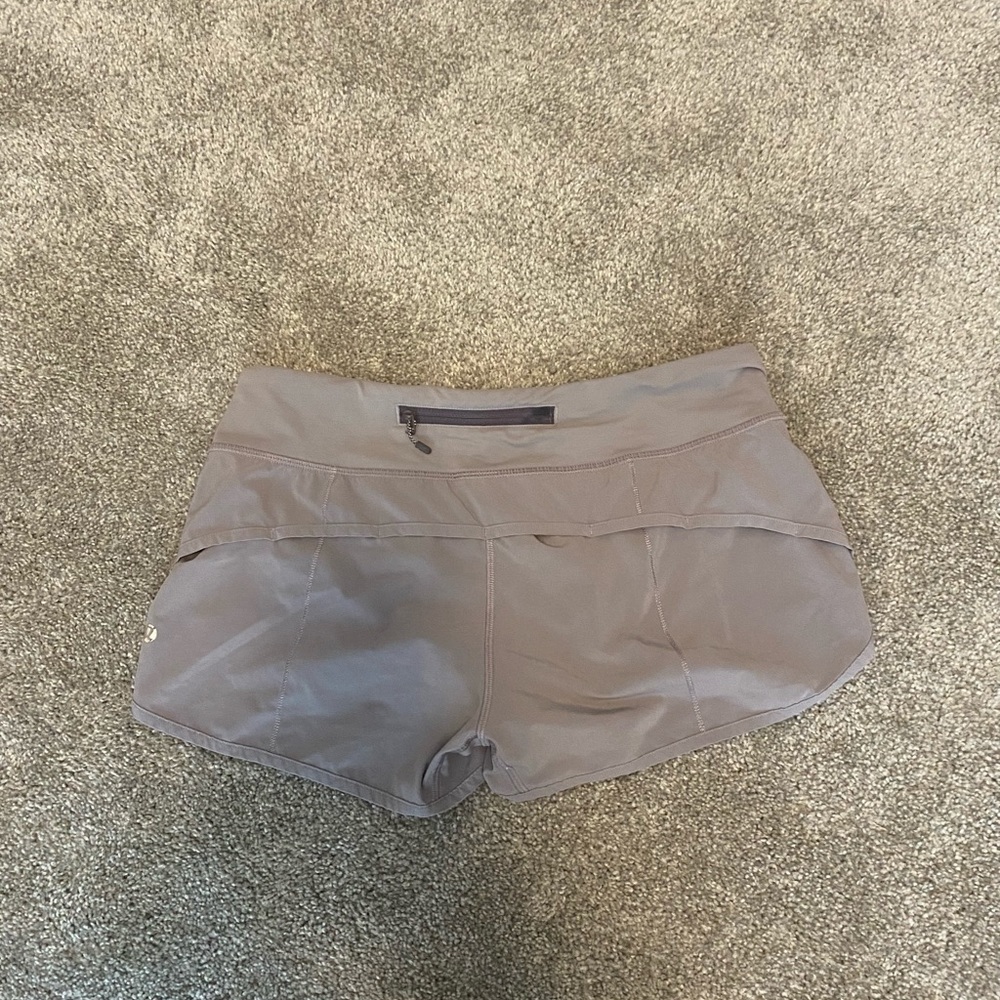 Lululemon Speed up short 2.5!
